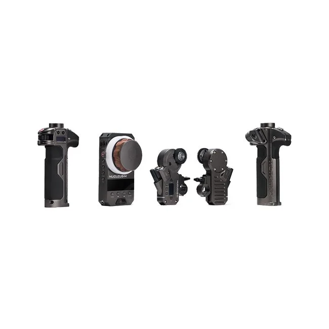 Tilta Nucleus-M Follow Focus Full Kitの構成品一覧(ハンドグリップ、ワイヤレスコントローラー、モーター)