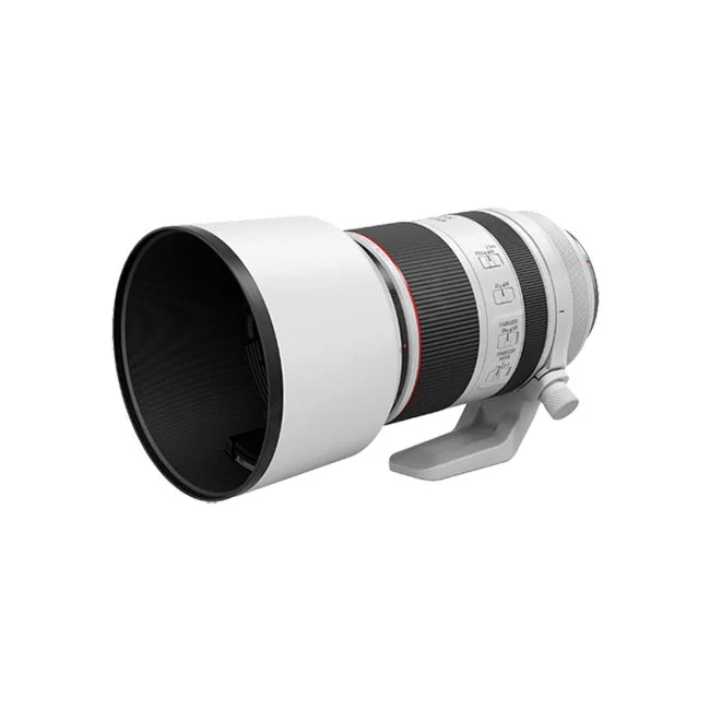 Canon RF70-200mm F2.8 L IS USM レンズフードおよび三脚座装着状態の斜めからの外観