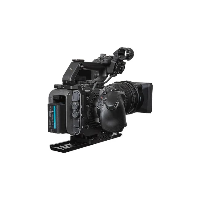 Sony FX6 Basic Cage Set 側面端子・ハンドル・バッテリー装着状態