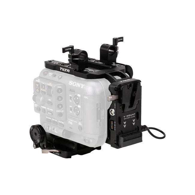 Tilta Camera Cage for FX6 Vマウントバッテリープレート・ロッドクランプ装着状態の側面