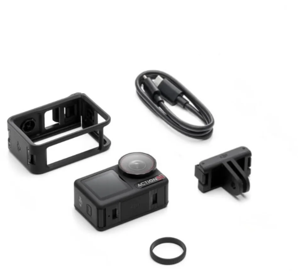 DJI Osmo Action 5 Pro 本体と同梱アクセサリー一式（保護フレーム、USB-Cケーブル、マウント類）