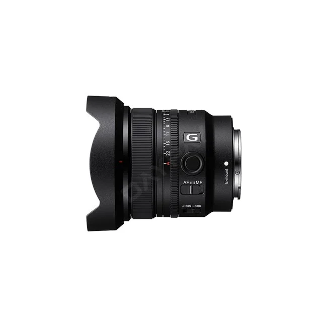 Sony FE 20mm F1.8 G レンズの側面と操作部を示す詳細画像。デイペイレンタル｜DAYPAY RENTALのカメラレンタル・撮影機材レンタルでご利用いただける単焦点レンズの側面デザインです。