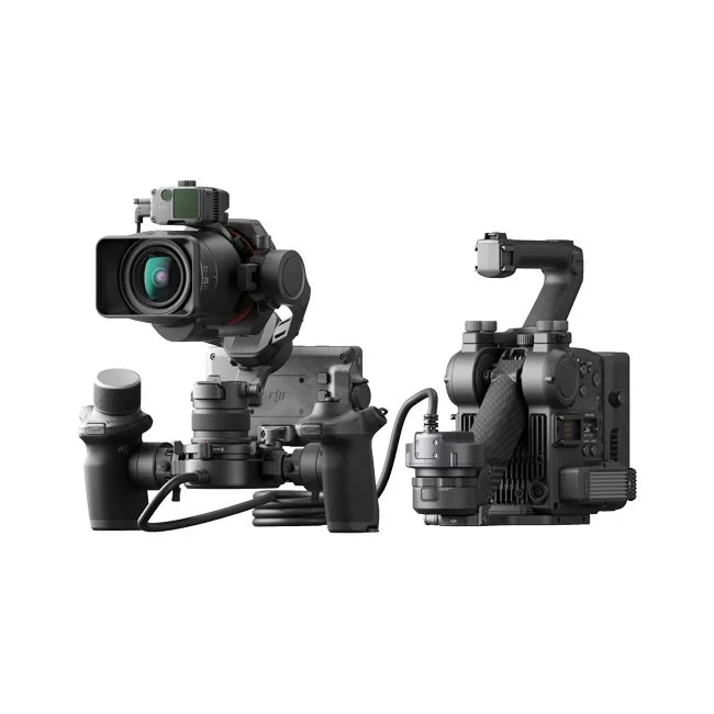 DJI Ronin 4D Flex 本体と分離したジンバルカメラ部、接続ケーブル、ハンドグリップの構成