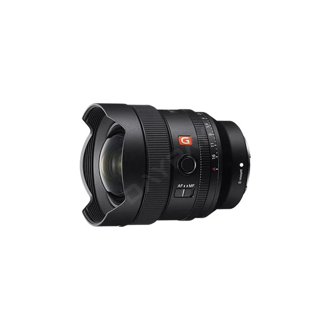 Sony FE 14mm F1.8 GM 単焦点レンズの側面（フォーカスホールドボタンおよびAF/MFスイッチ側）