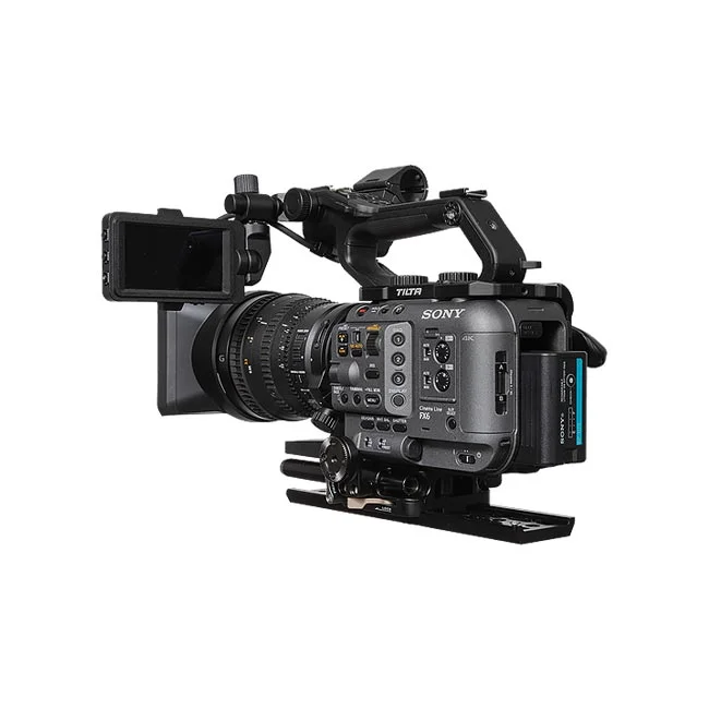 Sony FX6 Basic Cage Set 側面操作部とバッテリー、LCDモニター