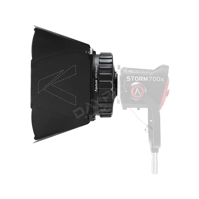 デイペイレンタル｜DAYPAY RENTALの撮影機材レンタルでご利用いただけるAputure CF10 Fresnel and Barn Doors Kitの側面全体像（バーンドア装着状態）