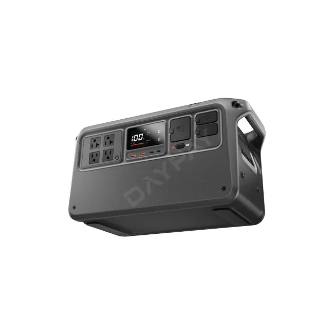 DJI Power 1000 V2 フロントパネルのAC出力ポート・液晶ディスプレイ・USB端子