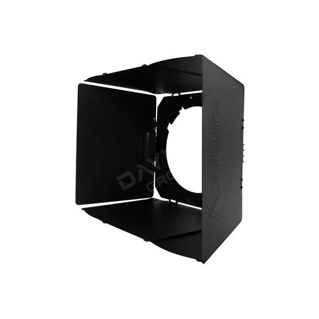 Aputure CF10 Fresnel and Barn Doors Kitのバーンドア部分を示す斜めからの詳細画像。撮影機材レンタルを提供するデイペイレンタル｜DAYPAY RENTALでレンタル可能な照明アクセサリーの外観。