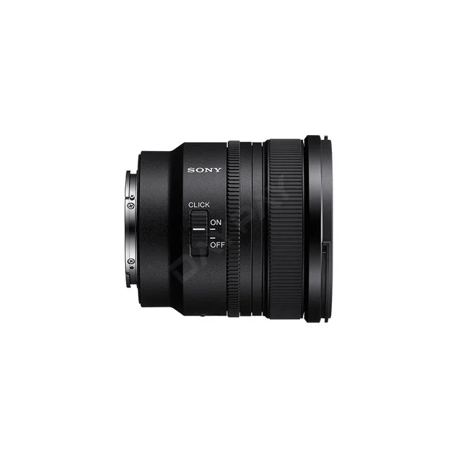 Sony FE 20mm F1.8 G レンズの側面スイッチ部分（CLICK切り換えスイッチ）を示す詳細画像。撮影機材レンタル・カメラレンタルならデイペイレンタル｜DAYPAY RENTAL