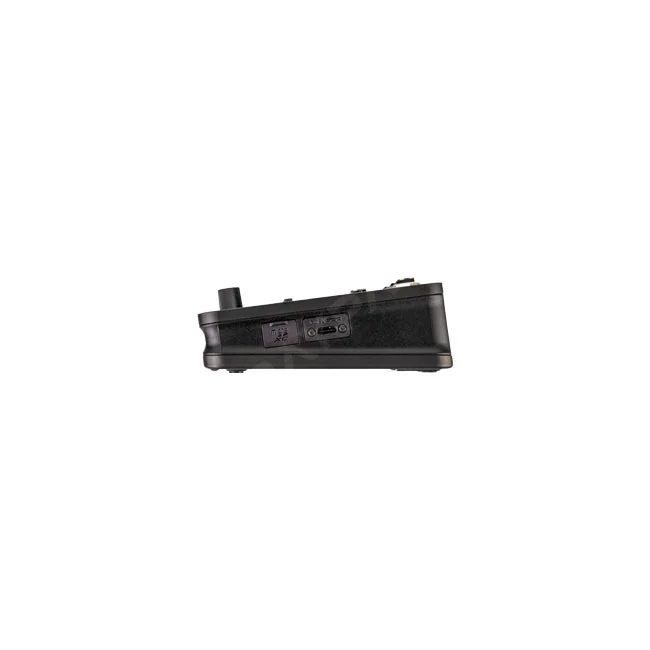 ZOOM LiveTrak L6 デジタルミキサー 側面端子部