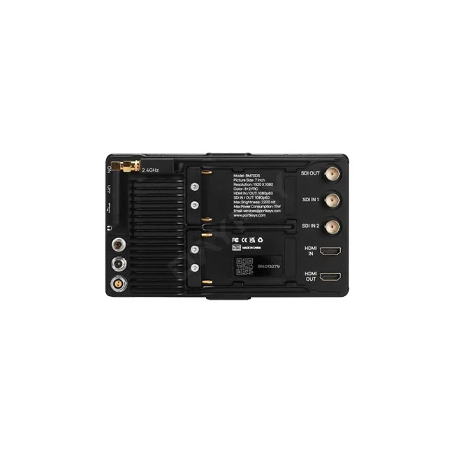 Portkeys BM7 II DS 背面端子・バッテリープレート部分