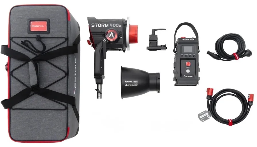 Aputure STORM 400x 本体とコントロールボックス、リフレクター、キャリングケース、ケーブル類などの同梱物一式