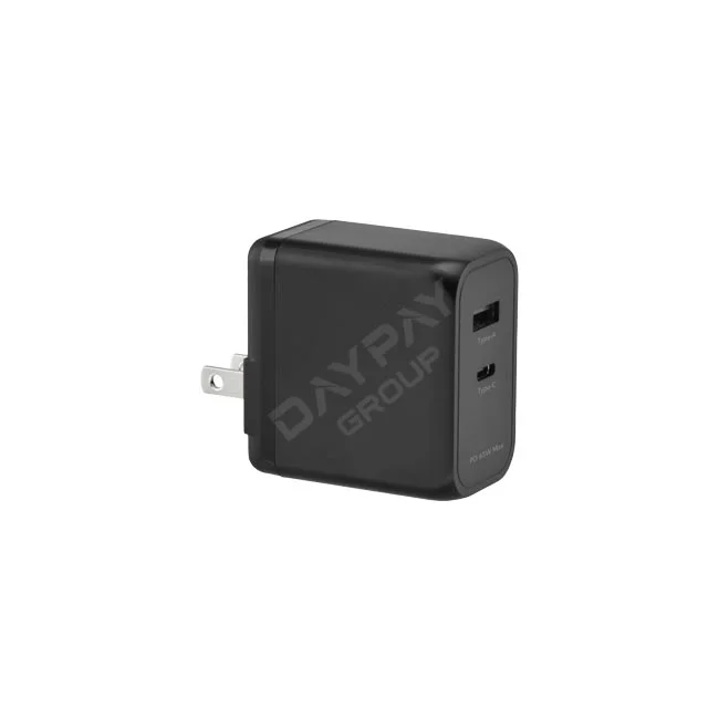 USB-AC充電器 2ポート GaN PD 65W 端子面とプラグの側面