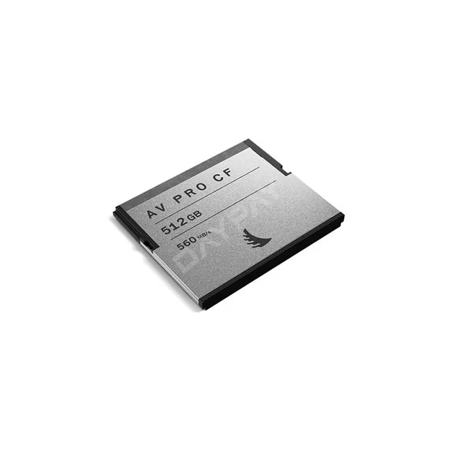 Angelbird AV Pro CFast 2.0 512 GB メモリーカード本体の斜めからの外観