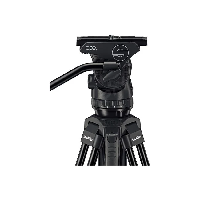 ザハトラー Ace XL CF GS MK II のビデオ用三脚ヘッド部分とパンハンドル、カウンターバランス調整ダイヤルを示す撮影機材レンタルの詳細画像。デイペイレンタル｜DAYPAY RENTALのカメラレンタルでご利用いただけます。