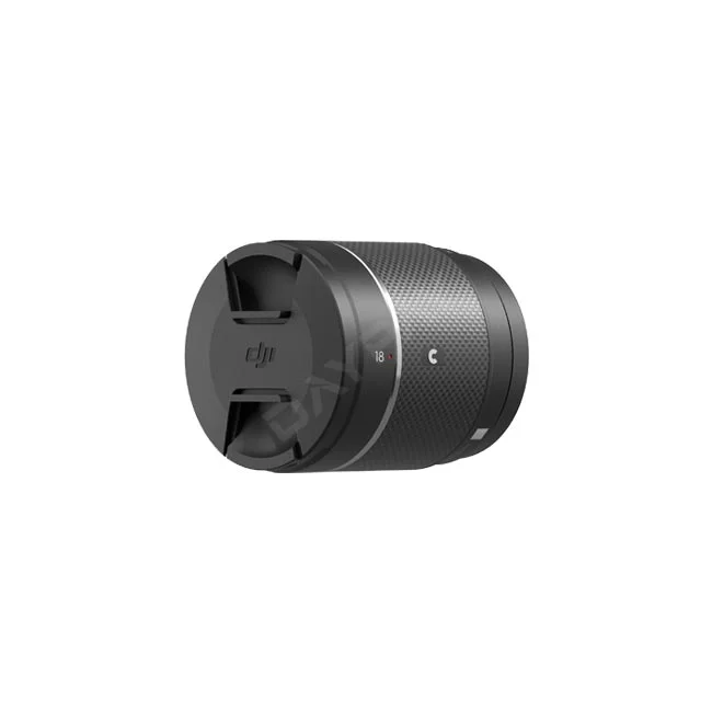 DJI DL 18mm F2.8 LS ASPH フロントレンズキャップ装着状態