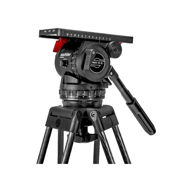 Sachtler Video20 S1 100φ 三脚の雲台部分とパンハンドル、操作ダイヤルの側面