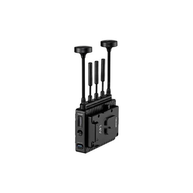 Teradek Bolt 6 XT Max RX 受信機 斜めからの外観