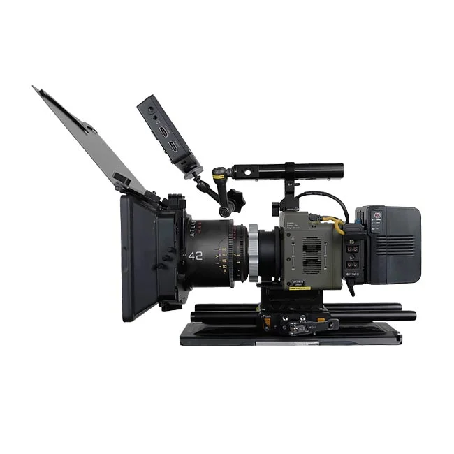 Freefly EMBER S5Kの撮影機材レンタルならデイペイレンタル｜DAYPAY RENTAL。マットボックスやレンズ、モニター等を装着したFreefly EMBER S5Kシネマカメラの側面全体図