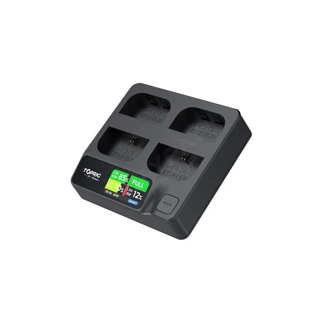 デイペイレンタル｜DAYPAY RENTALでレンタル可能なAccsoon TOPRIG 4-Bay LP-E6 Fast Chargerの本体正面。4つのバッテリースロットと液晶ディスプレイ、操作ボタンが確認できる撮影機材レンタルの充電器。