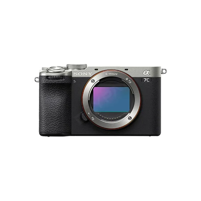 デイペイレンタル｜DAYPAY RENTALで提供するカメラレンタル用のSony α7C IIボディ正面の撮影機材レンタル画像