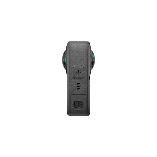 DJI Osmo 360 II 어드벤처 콤보 본체 측면의 전원 버튼과 상태 표시등