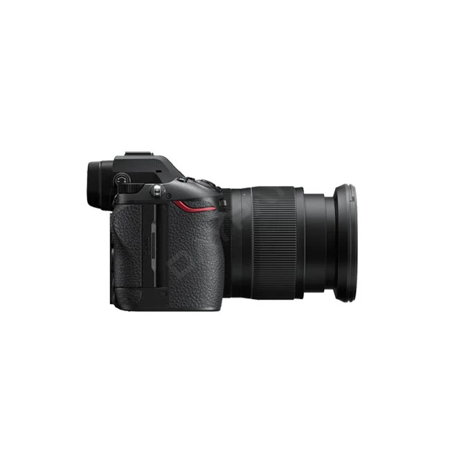 Nikon Z6 III 우측면 그립부와 메모리 카드 슬롯 커버