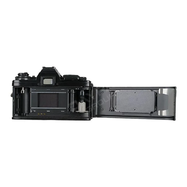 Minolta X-700 필름실 내부와 오픈된 뒷면 커버