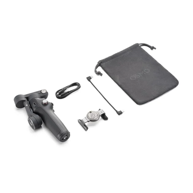 DJI Osmo Mobile 8 스탠더드 콤보의 짐벌 본체, USB 케이블, 휴대용 파우치와 스마트폰 클램프 구성