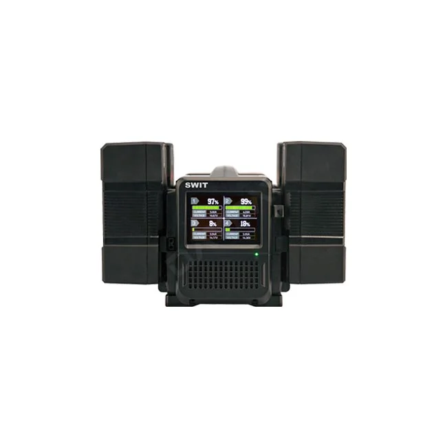 SWIT PC-P461S V-Mount Charger 전면 LCD 디스플레이와 충전 상태 표시 화면