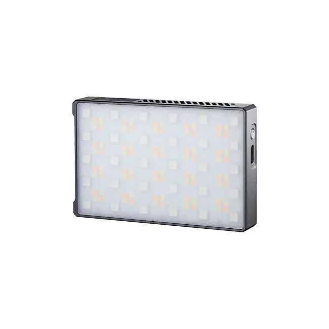 Godox C5R 전면 LED 패널과 발광면
