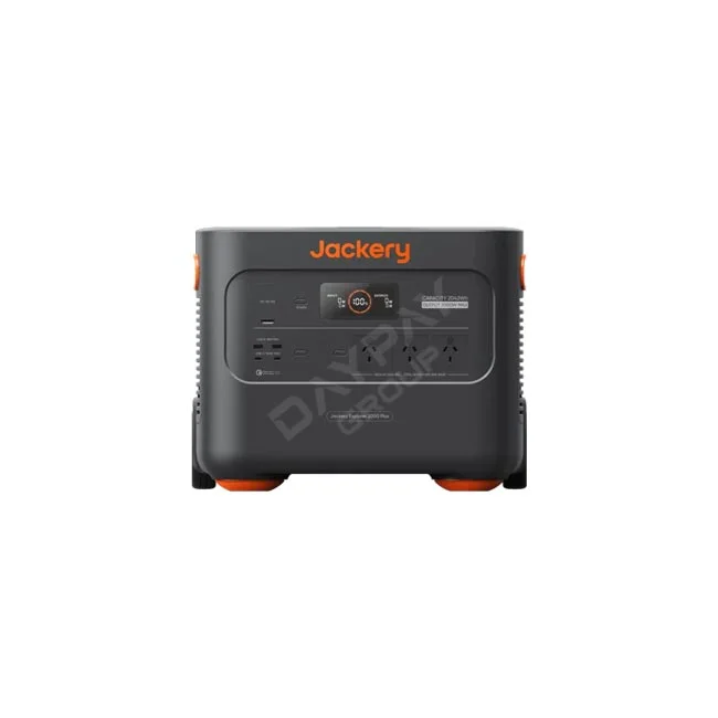 Jackery 2000Plus 파워뱅크 전면 포트와 디스플레이가 보이는 정면 이미지