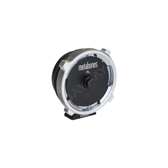 Metabones Mount Adapter (PL to E) 정면 각도의 마운트 링과 내부 구조