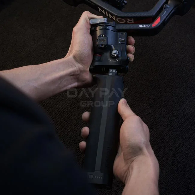 DJI BG70 Battery Grip 장착 및 그립부