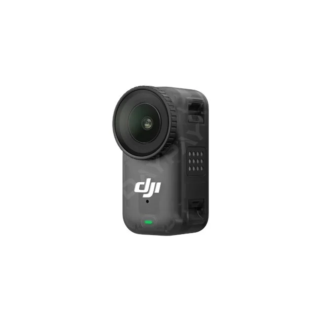 DJI Osmo Nano 스탠더드 콤보의 렌즈가 보이는 전면 사선 모습