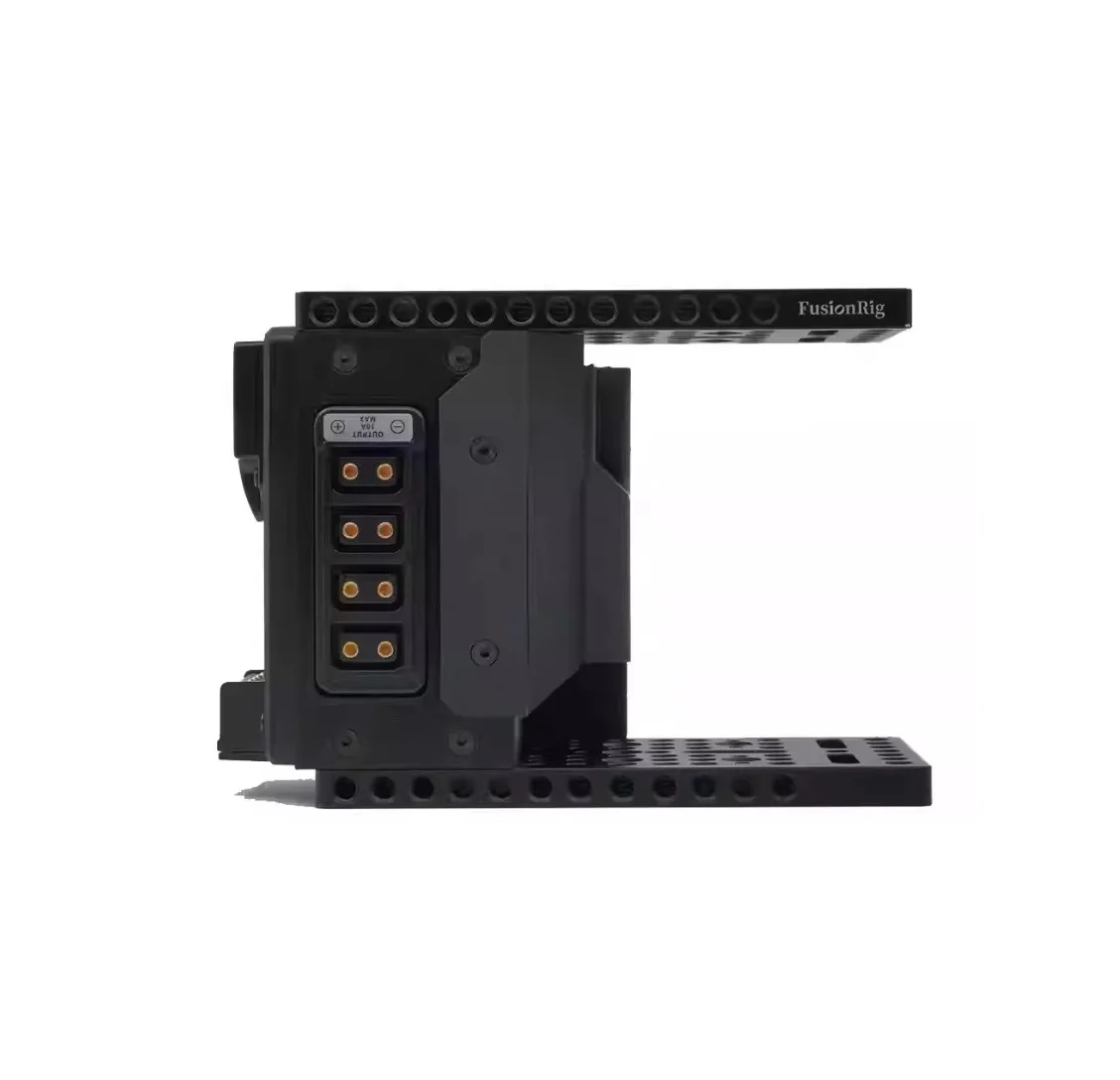FusionRig Sony FX3, FX30 확장 모듈 측면 포트와 확장부
