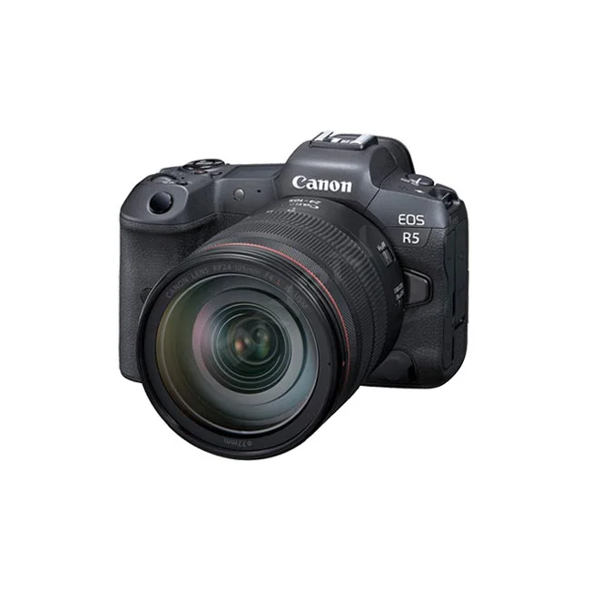 Canon EOS R5 전면부와 RF 렌즈 장착 모습