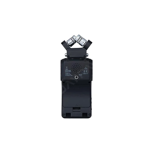 Zoom H6 Handy Recorder 후면부와 배터리 커버