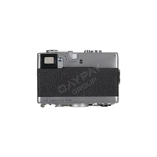 Film Camera Rollei 35 후면과 뷰파인더