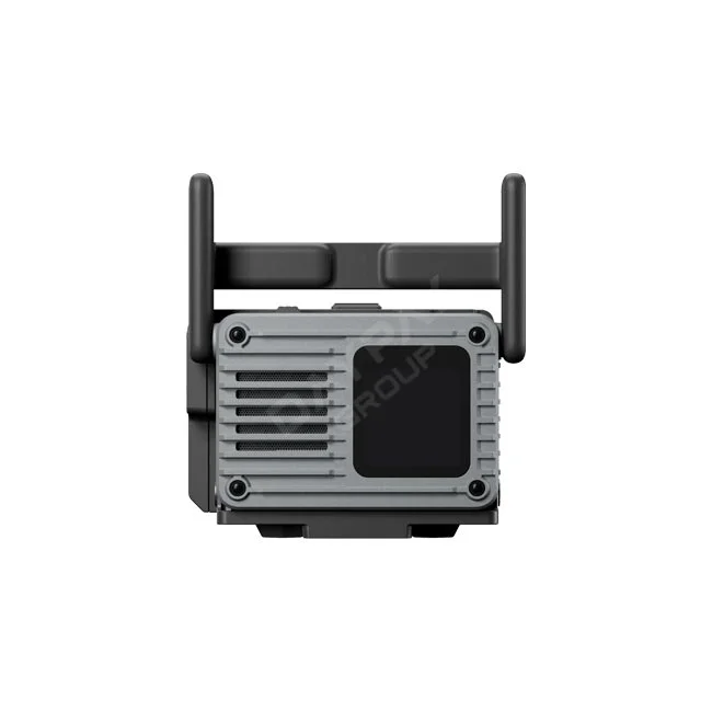 DJI SDR Transmission 2 콤보 본체 전면의 통풍구와 안테나