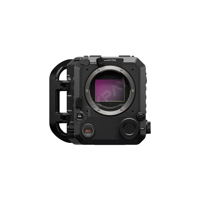 Fujifilm GFX ETERNA 55 전면 마운트와 REC 버튼 및 조작부