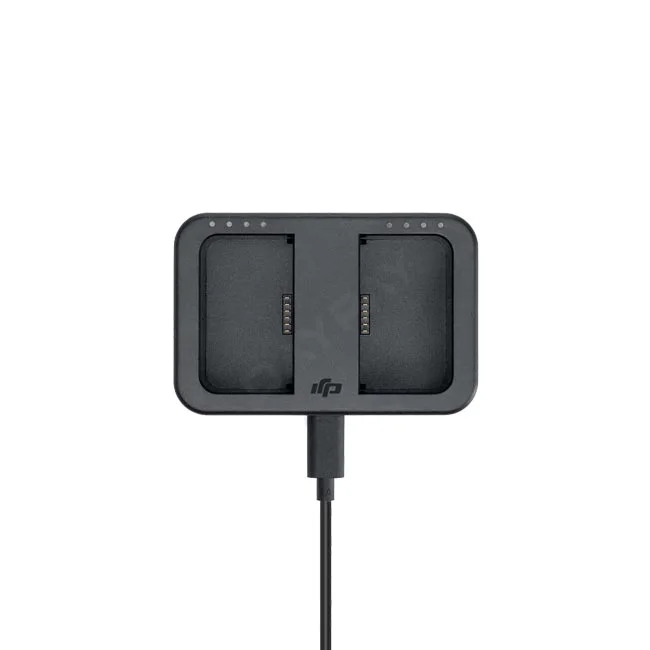 DJI WB37 Battery Charging Hub 충전 슬롯과 연결된 케이블
