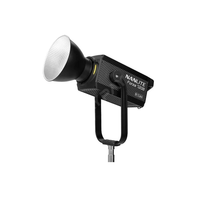 Nanlite Forza 720B LED 조명 본체와 요크