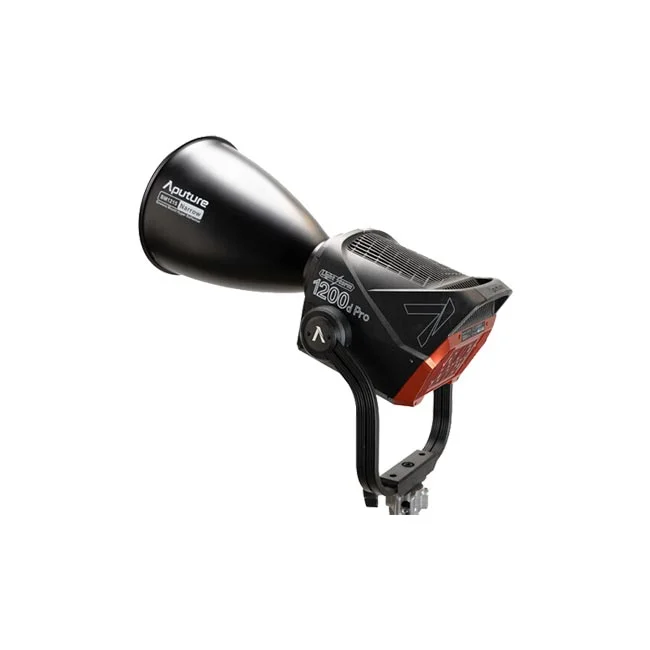 Aputure LS 1200D PRO LED 조명 본체와 리플렉터 장착 측면 모습