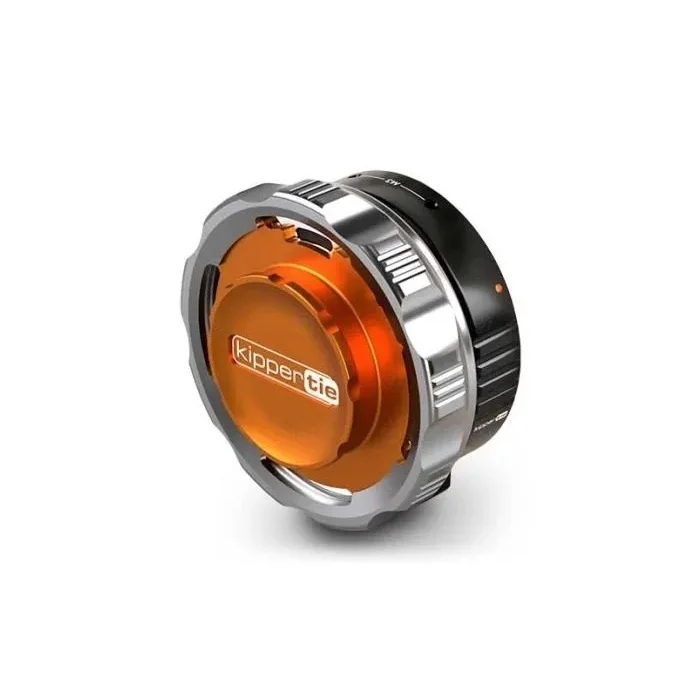 KipperTie Adapter RF to EF 어댑터 오렌지색 캡이 장착된 모습