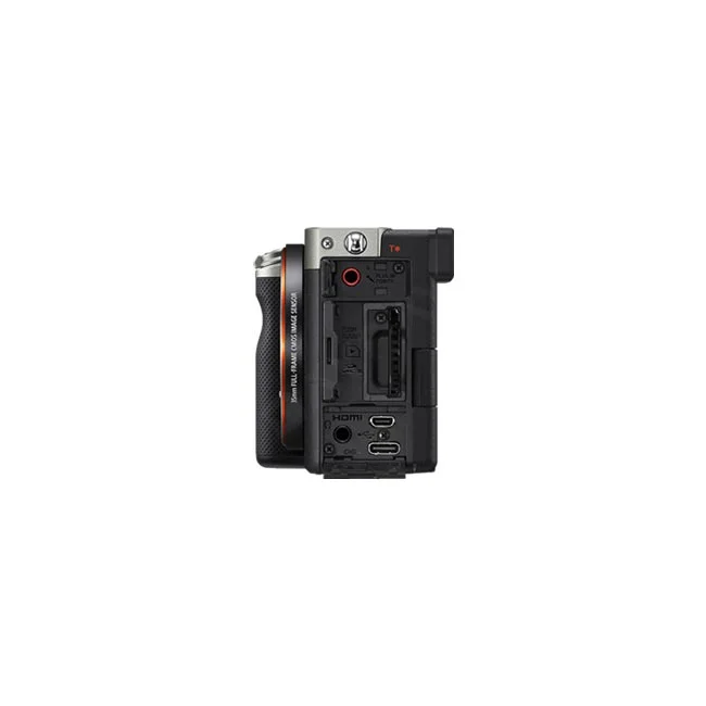 Sony A7C 側面連接埠與插槽