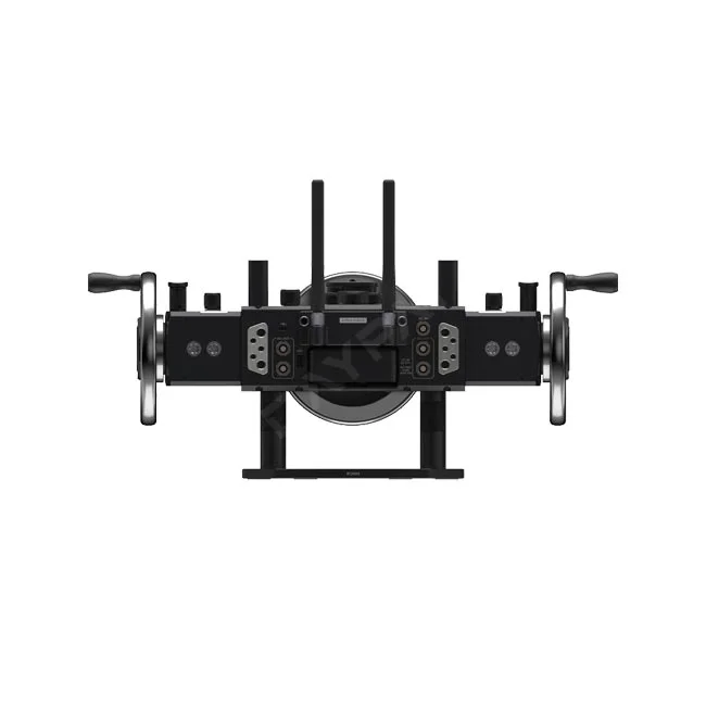DJI Master Wheels 正面接口、天線與搖輪配置