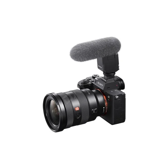 Sony ECM-B1M 麥克風安裝於相機機頂的狀態