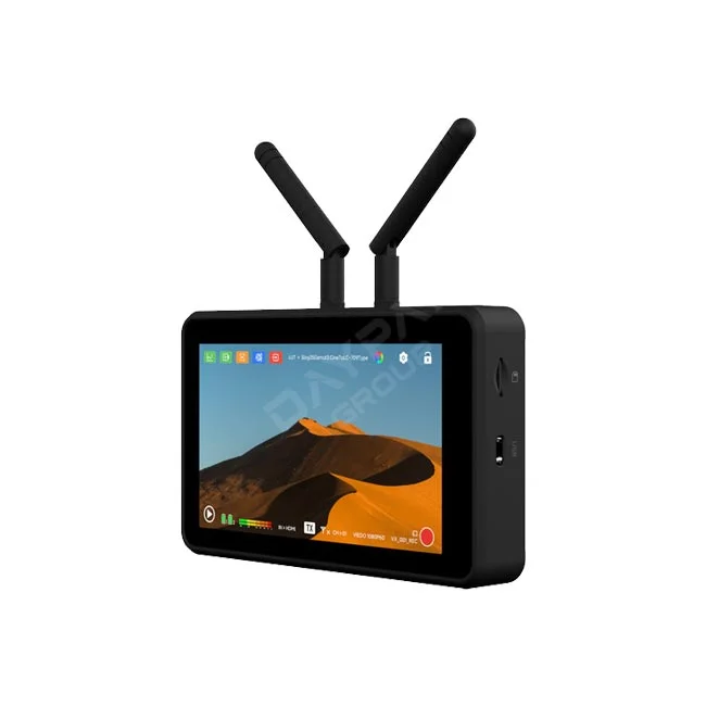 Vaxis Atom A5 無線圖傳螢幕正面外觀，配備兩支天線與 5.5 吋觸控螢幕，由日付租賃 DAYPAY RENTAL 提供專業相機出租與器材出租服務。