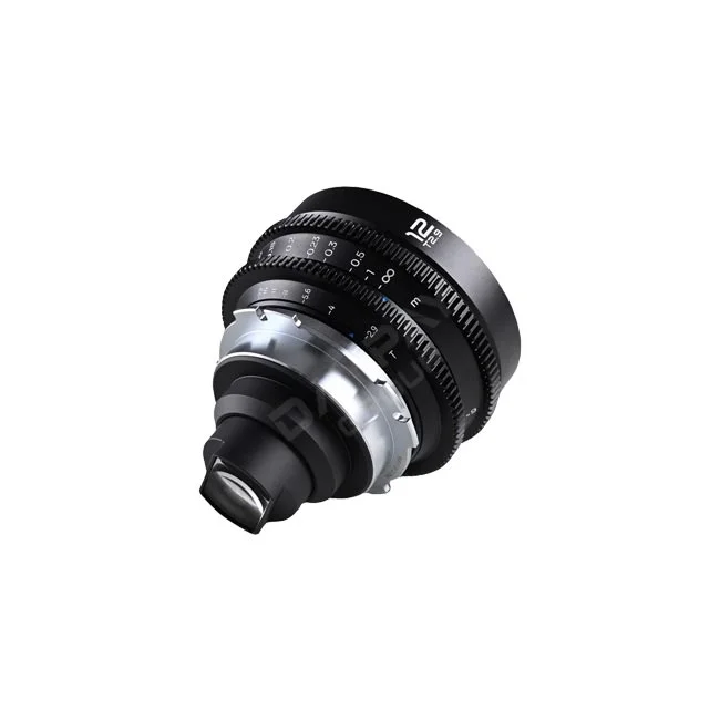 Laowa 12mm T2.9 Lite Zero-D VV 鏡頭後方接環與鏡尾透鏡特寫